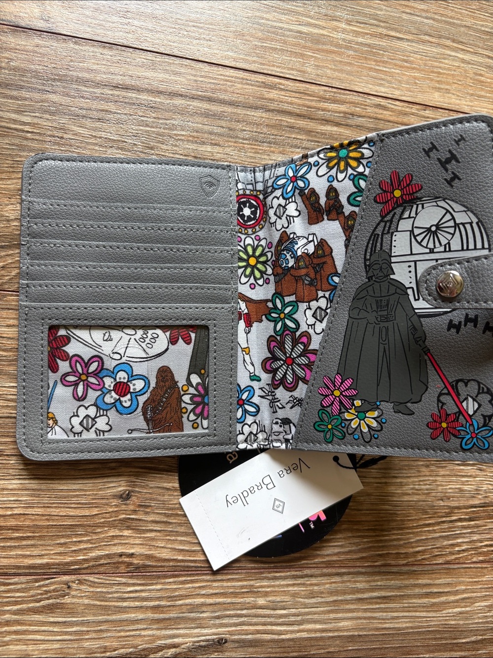 Vera Bradley X Star Wars wallet - Picture 3 of 3